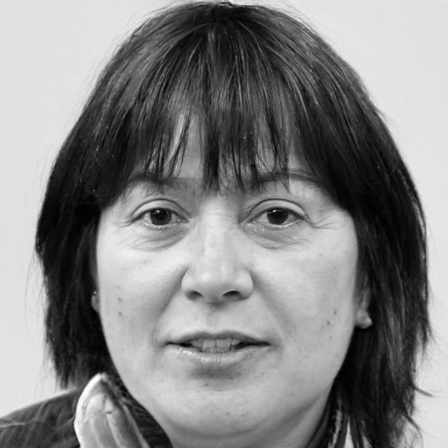 Лаура Таварес - семейный психолог